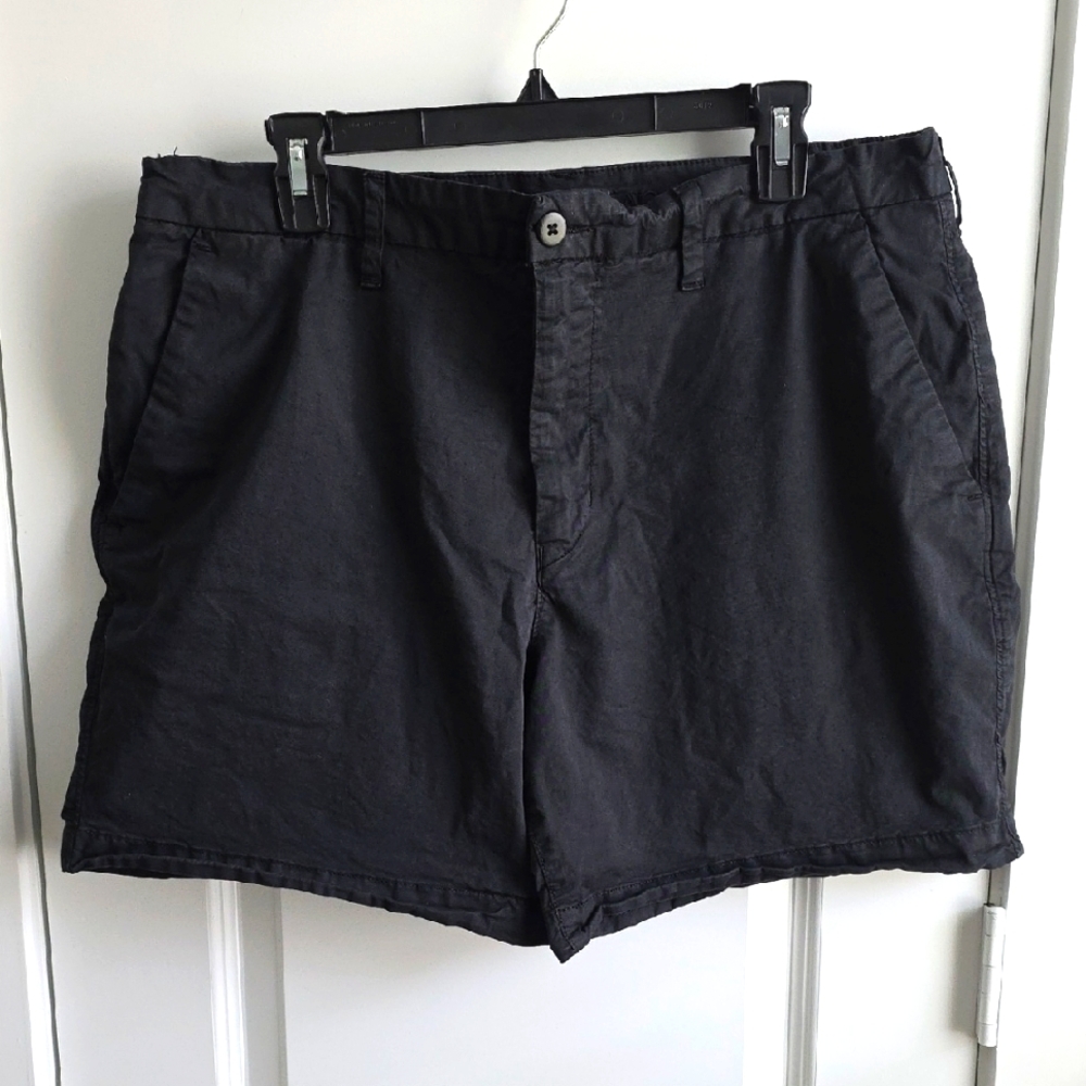 American Eagle Outfitters Black Flat Front Mens Shorts Size 34 #88